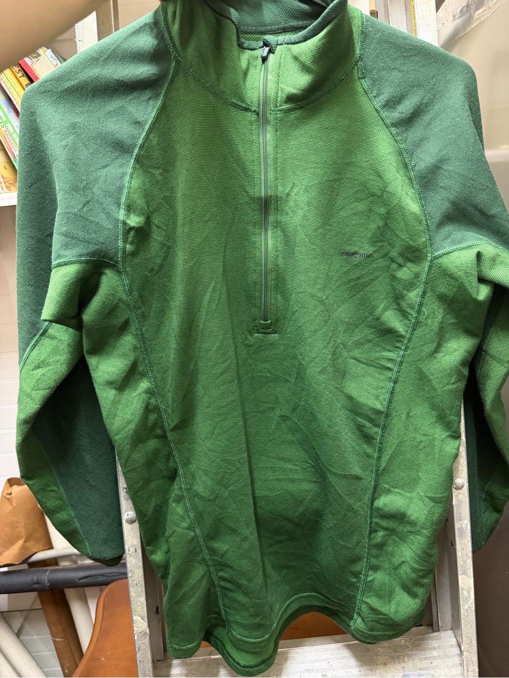 Patagonia Mens Capilene 3 1/4 Zip-Neck Performance Shirt Size S Green